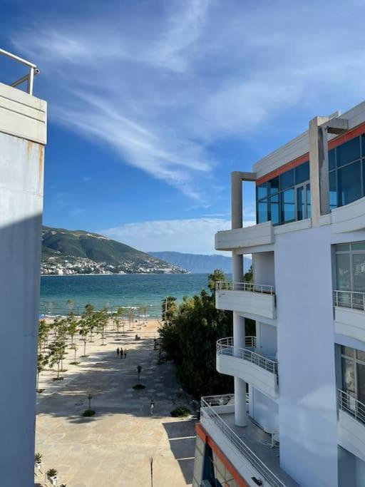 Sea View Apartment In Vlorë Esterno foto