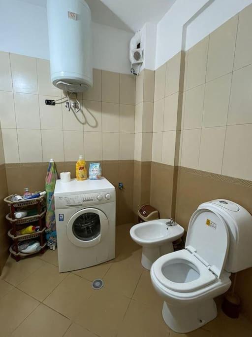 Sea View Apartment In Vlorë Esterno foto